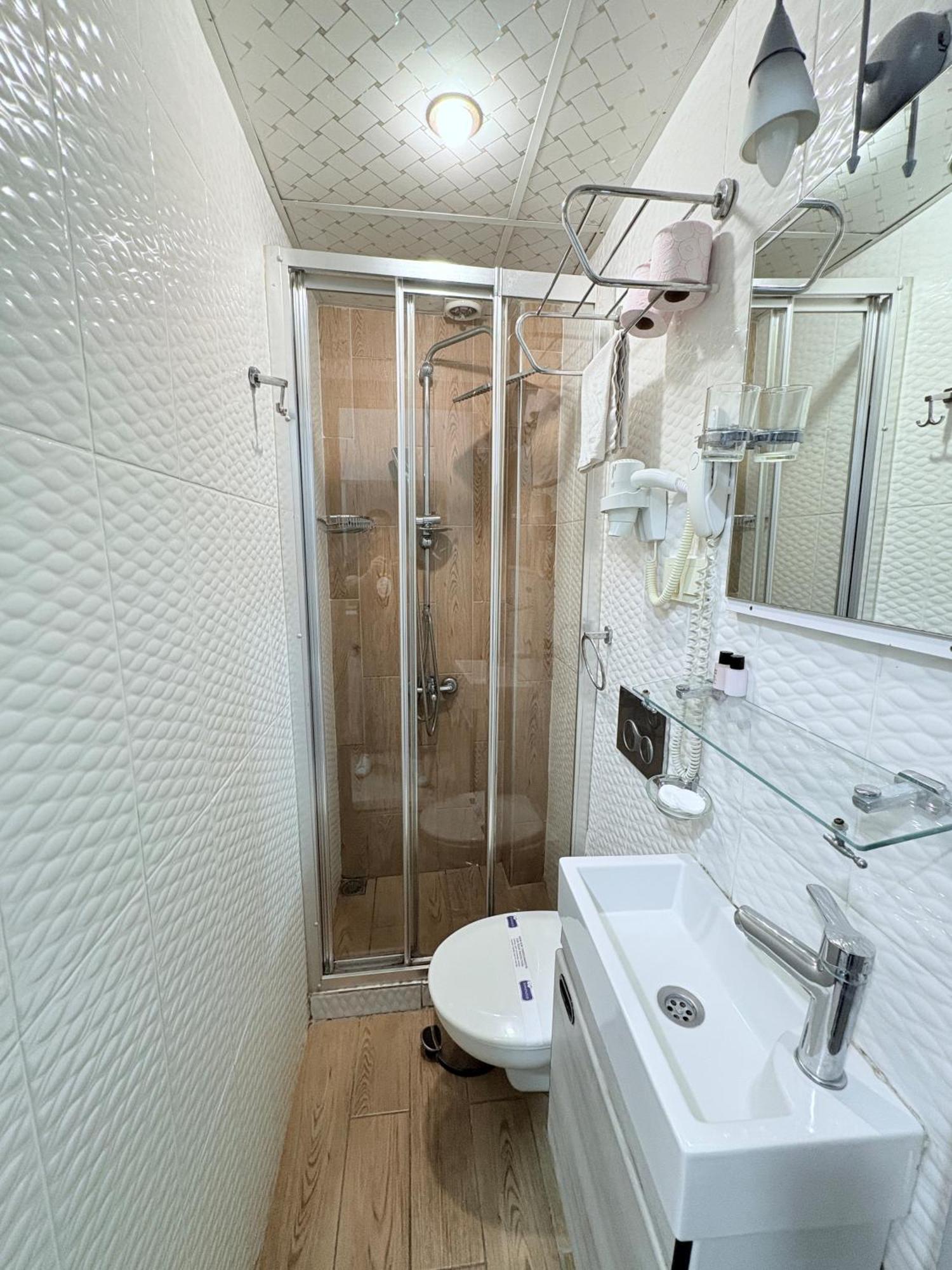 Crowned Plus Hotel İstanbul Dış mekan fotoğraf